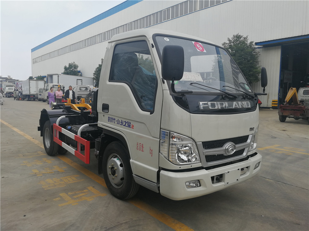 福田小卡(4方)車(chē)廂可卸式垃圾車(chē)