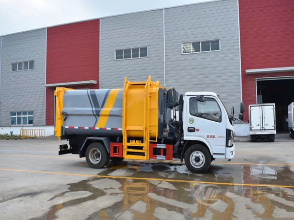 7方東風D6側裝壓縮垃圾車