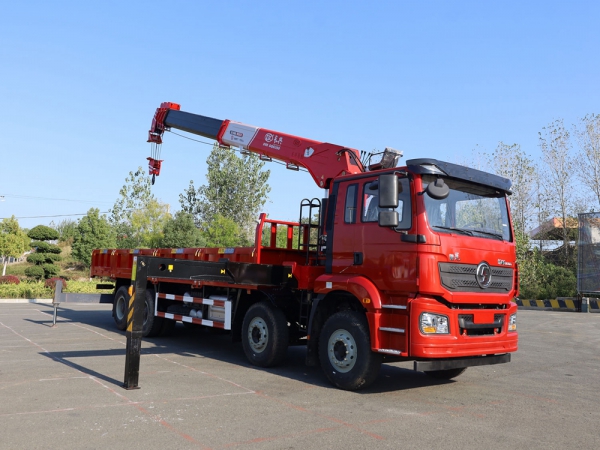 陜汽德龍新M300014噸直臂隨車吊