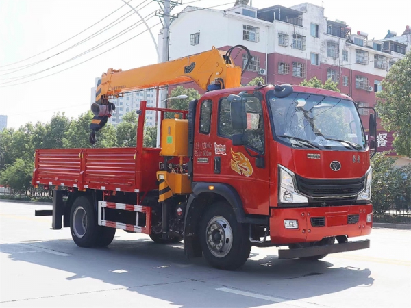 重汽豪曼程力牌6.3噸隨車吊