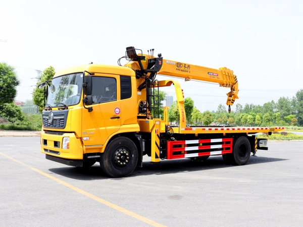 東風(fēng)天錦VR10噸直臂式（清障帶吊）