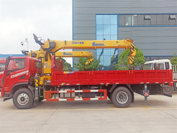 東風(fēng)華神DV3徐工8噸5節(jié)臂隨車吊