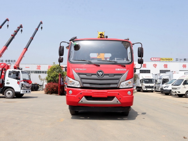 福田瑞沃徐工6.3噸直臂隨車吊