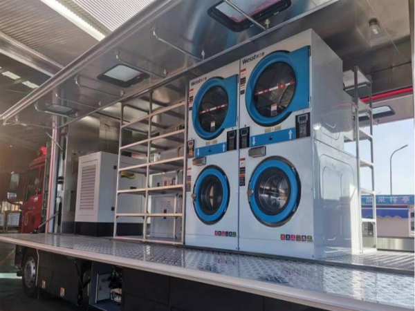 中振漢江被服洗滌車
