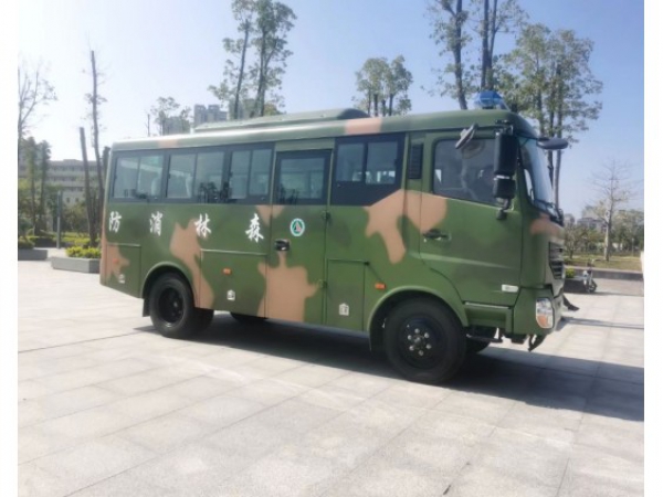 國(guó)六23座四驅(qū)運(yùn)兵客車