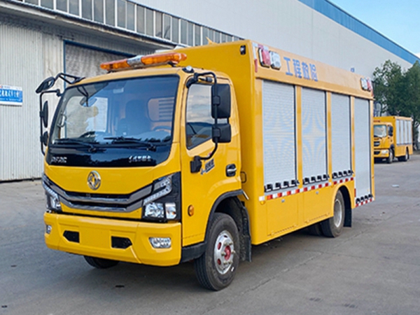 多利卡D7 1600方排水車（自吸便攜）