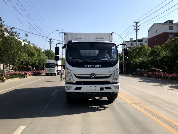 福田奧鈴黃牌易燃?xì)怏w廂式