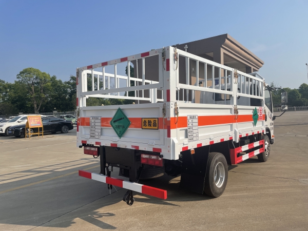 解放虎VN氣瓶運(yùn)輸車（黃牌）