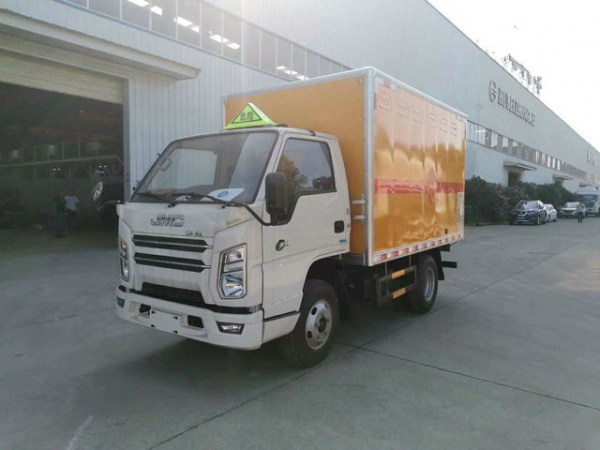 江鈴危爆器材運輸車（3.1米）