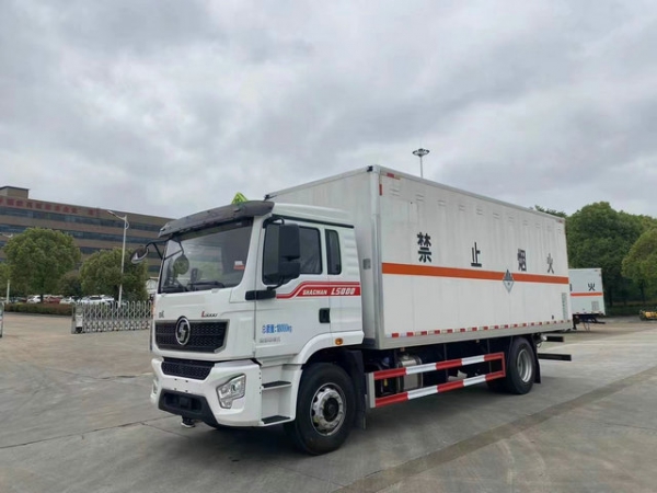 陜汽德龍9類危廢車