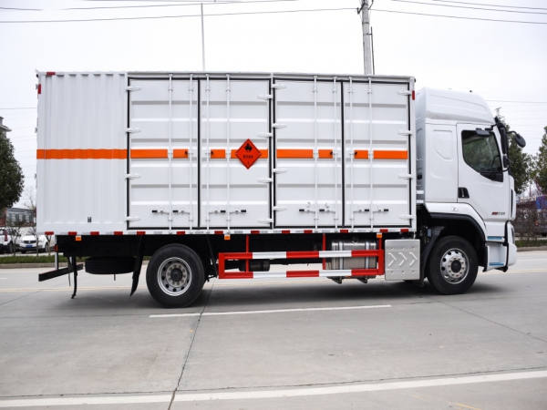 國六柳汽單橋2類氣體