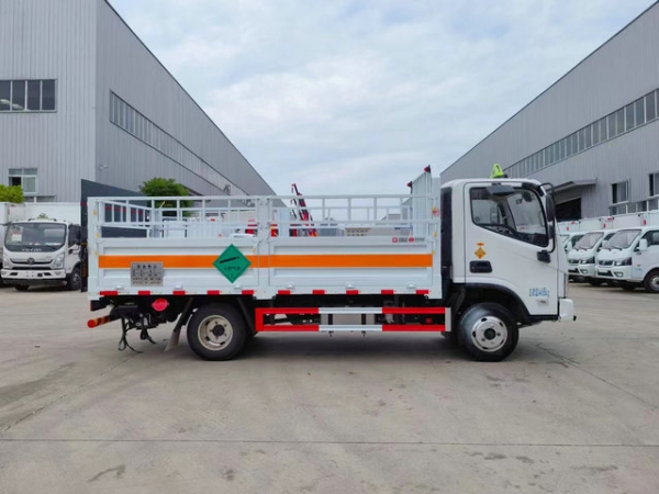 歐馬可氣瓶運輸車（藍牌）