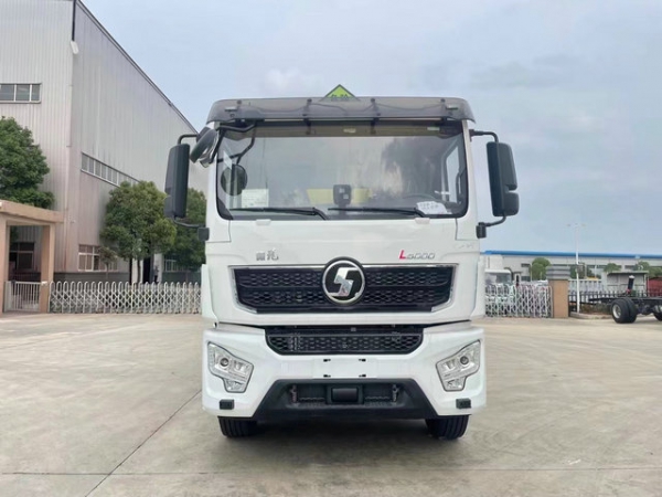 陜汽德龍9類危廢車