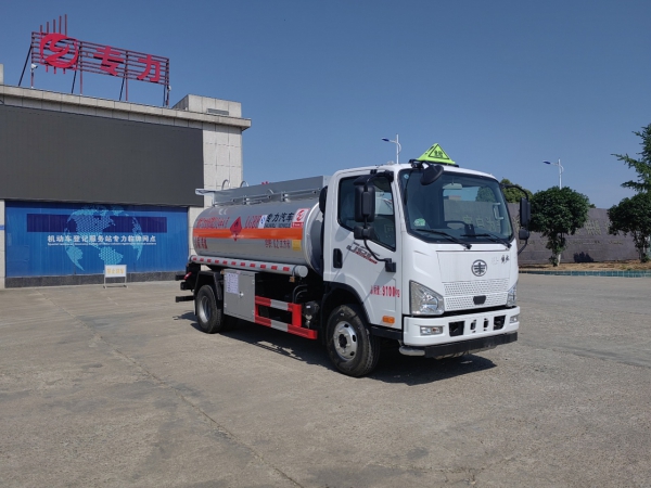 解放3600流動加油車