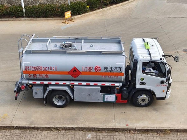 楚勝東風(fēng)福瑞卡10.1方加油車