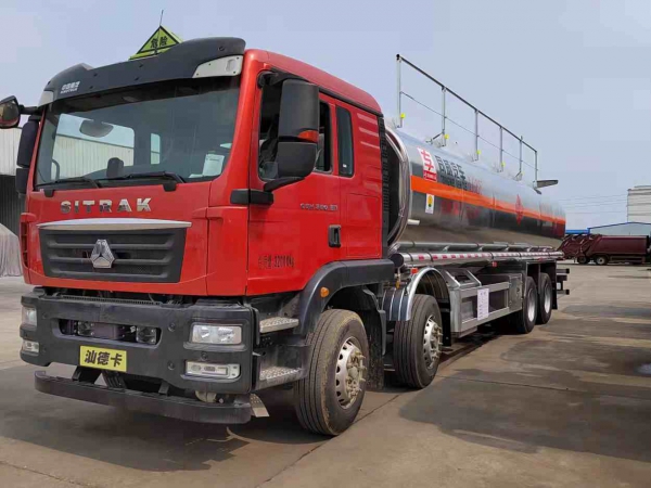 解放J6L 10噸油罐車